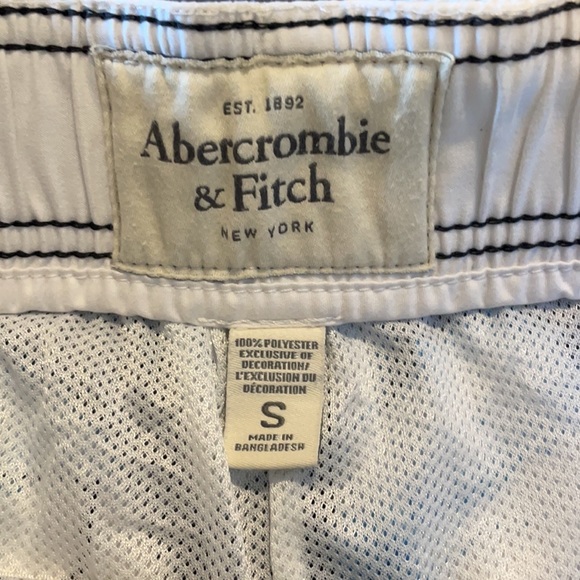 Abercrombie & Fitch Swimsuit size small - Picture 3 of 4